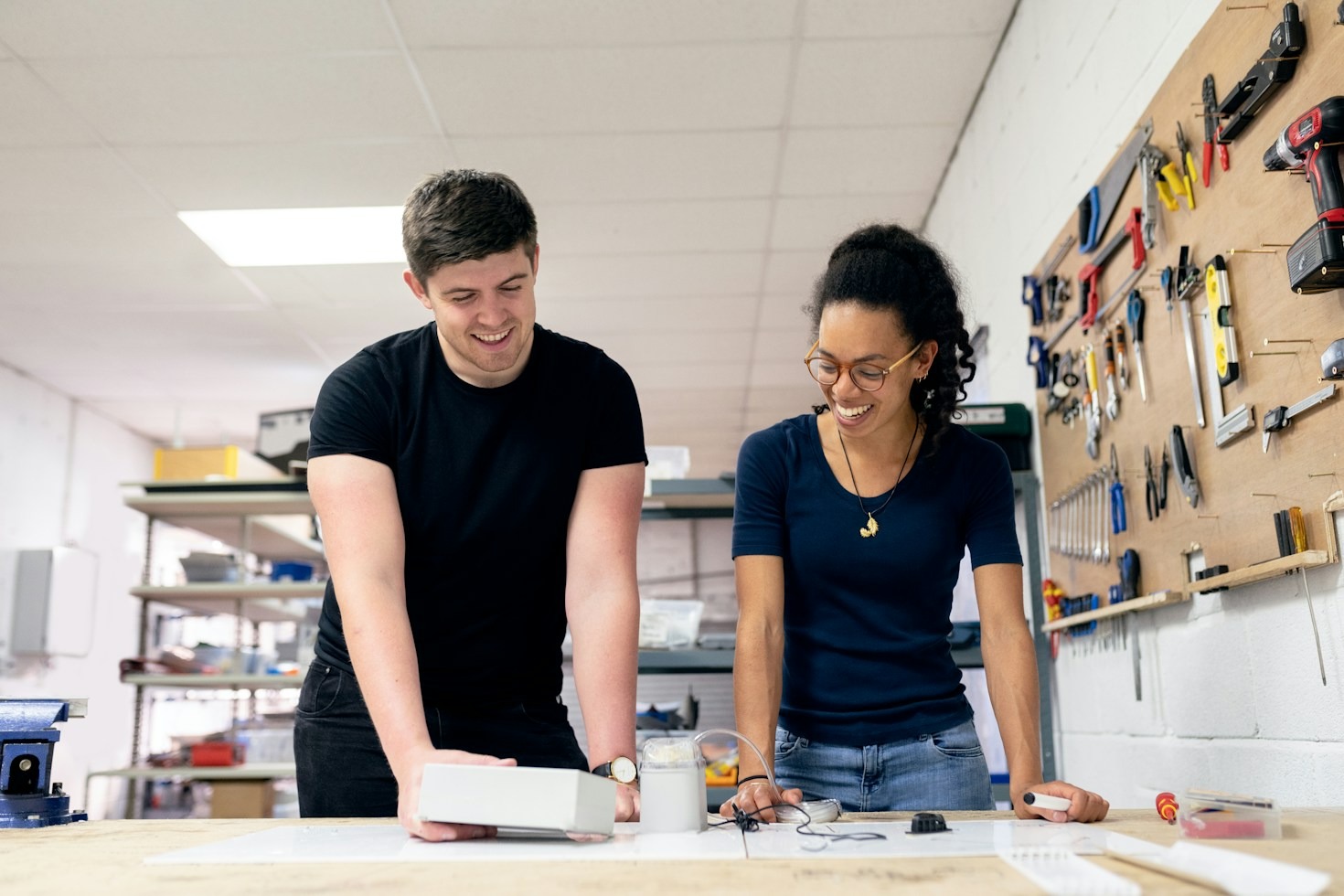 Materialkunde: Welcher Werkstoff passt zu deiner Idee?